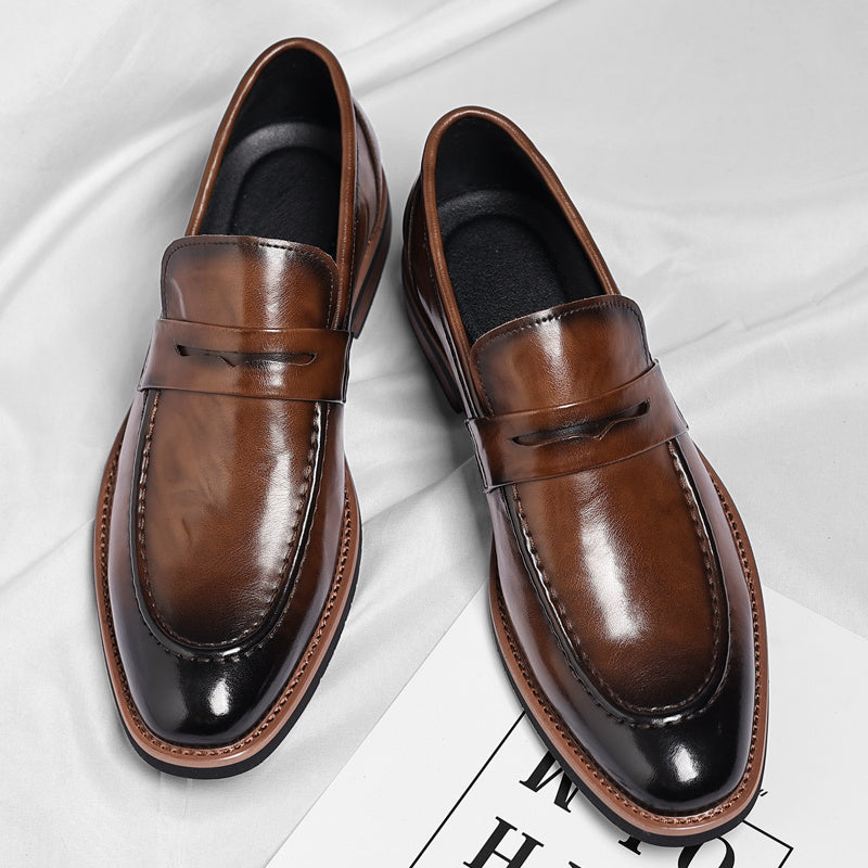 Veneto | Black Loafers for Women with Cushioned Footbed | Stylish Comfort for Everyday Wear 3
