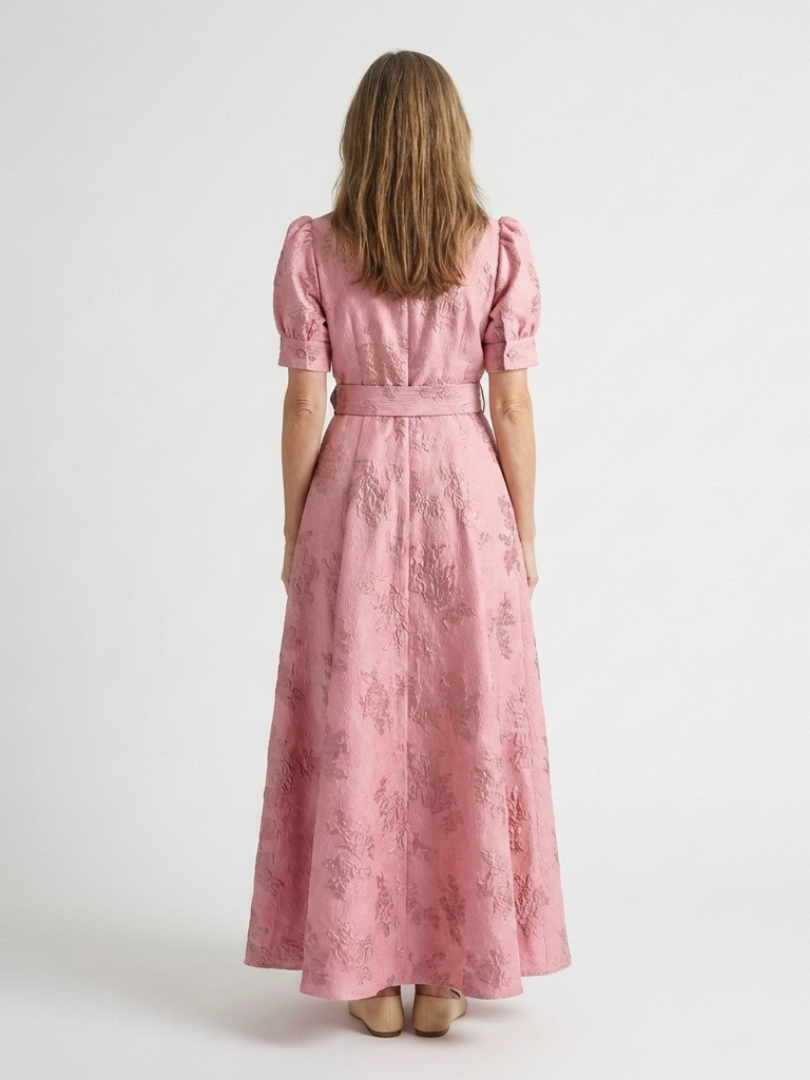 Xanthea | Short-sleeved, fitted, floral textured maxi dress