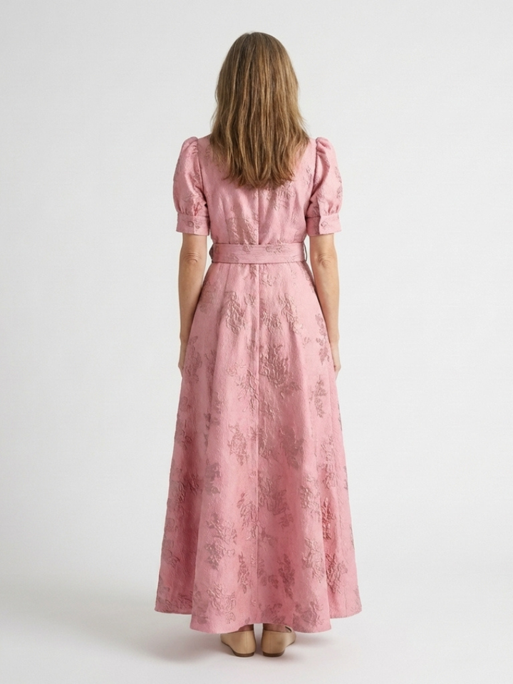 Xanthea | Short-sleeved, fitted, floral textured maxi dress
