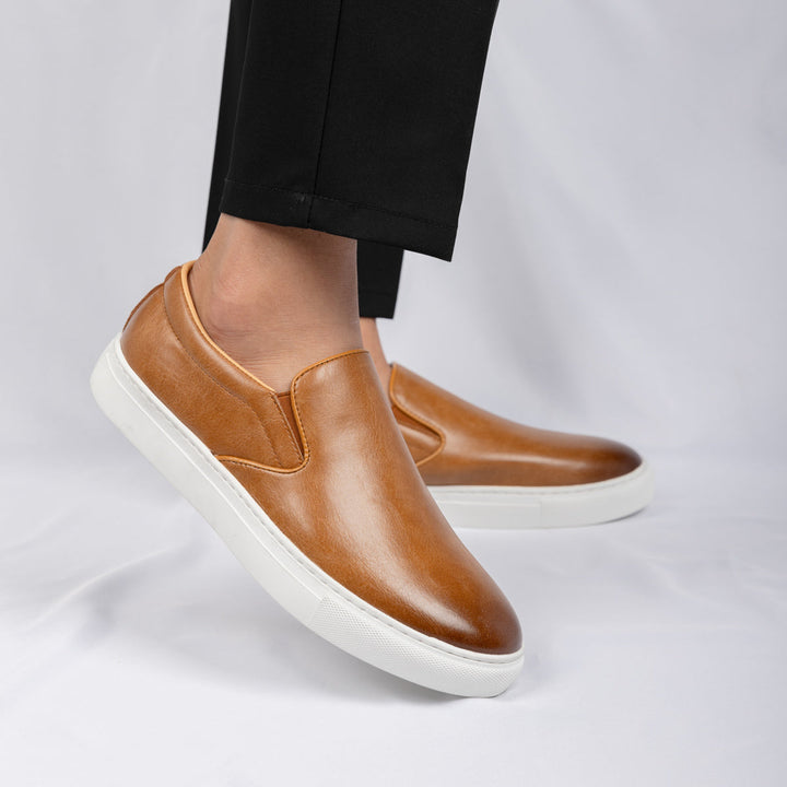 Eldridge Collection | Black Leather Loafers with Cushioned Insole | Stylish Slip-Ons for Women’s Comfort and Versatility 9