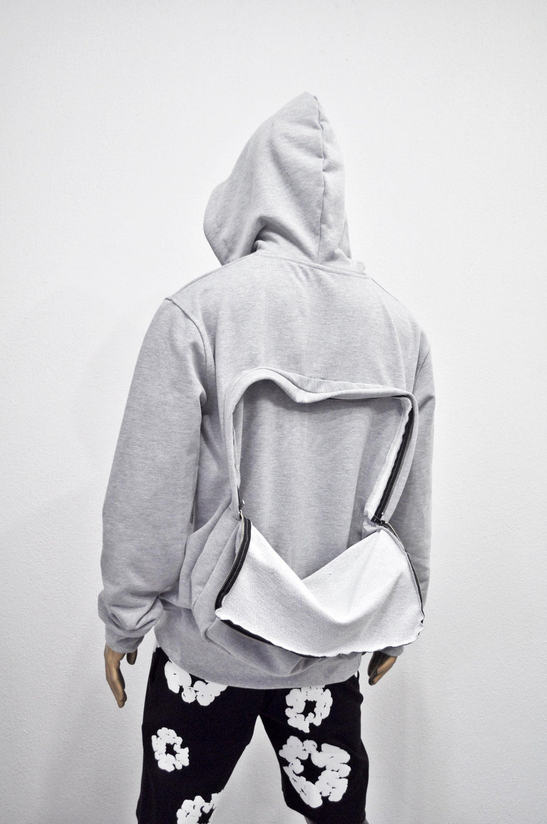 Hoodie with Hidden Back Pocket – Travel, Hiking & Festival Pullover